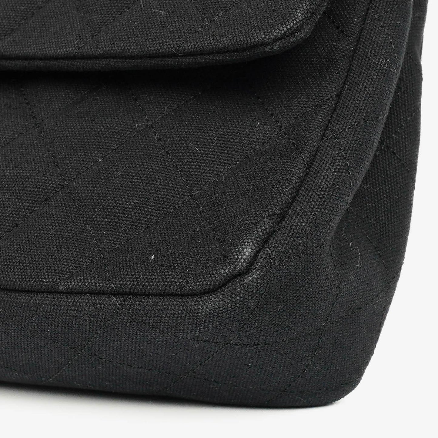 Chanel Double Flap Tasche in Schwarz gesteppt