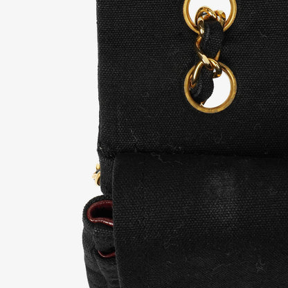 Chanel Double Flap Tasche in Schwarz gesteppt