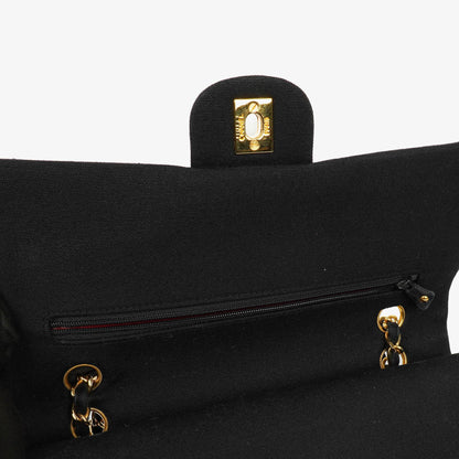 Chanel Double Flap Tasche in Schwarz gesteppt