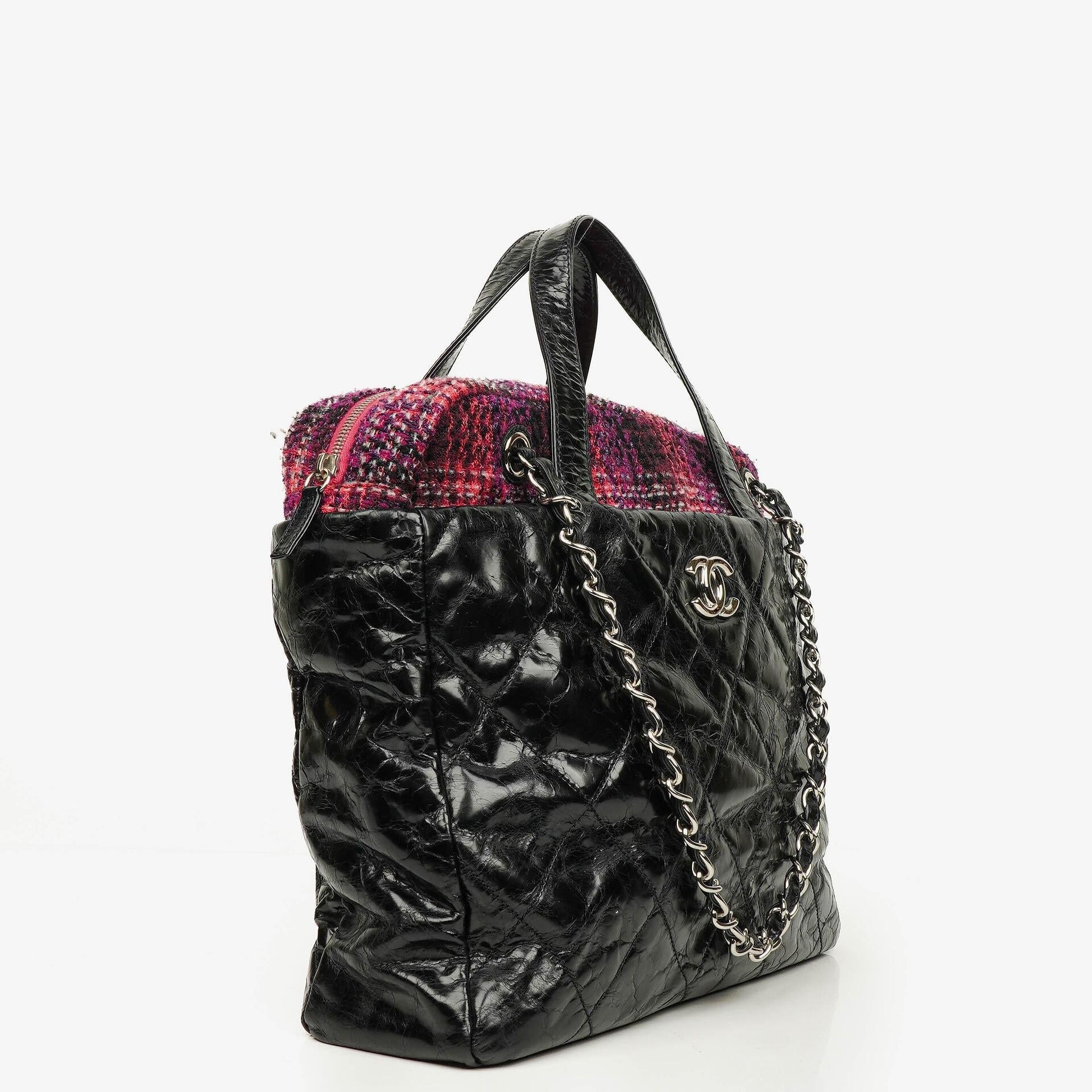 Chanel Portobello Tote Bag aus schwarzem gestepptem glasiertem Kalbsleder und Tweed