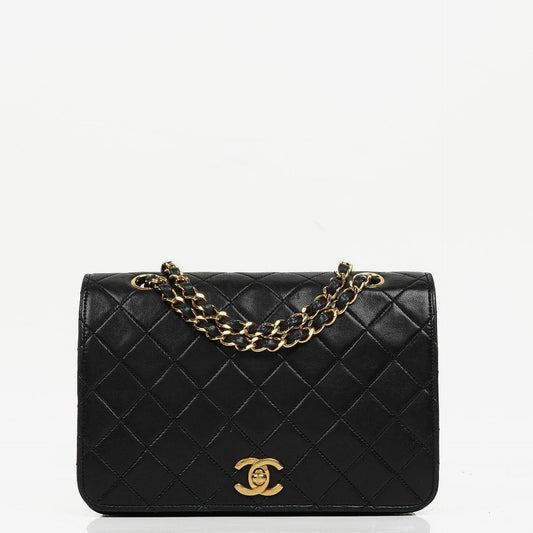 Chanel Full Flap Tasche aus schwarzem gestepptem Lammleder mit 24K Beschlägen