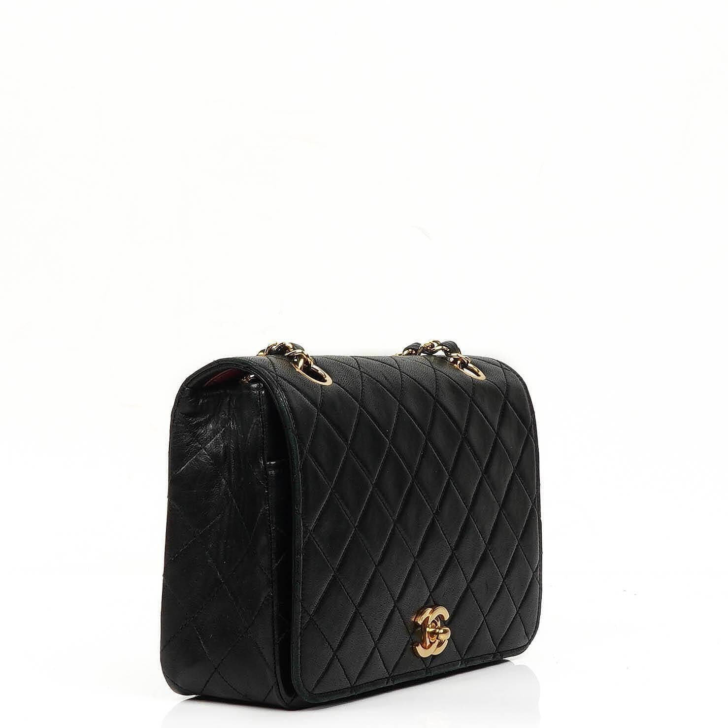 Chanel Full Flap Tasche aus schwarzem gestepptem Lammleder mit 24K Beschlägen