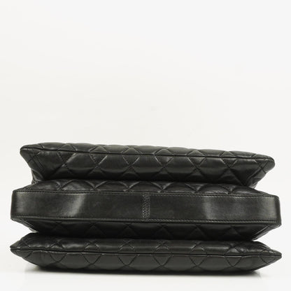 Chanel Maxi 3 Accordion Flap Tasche aus schwarzem gestepptem Lammleder
