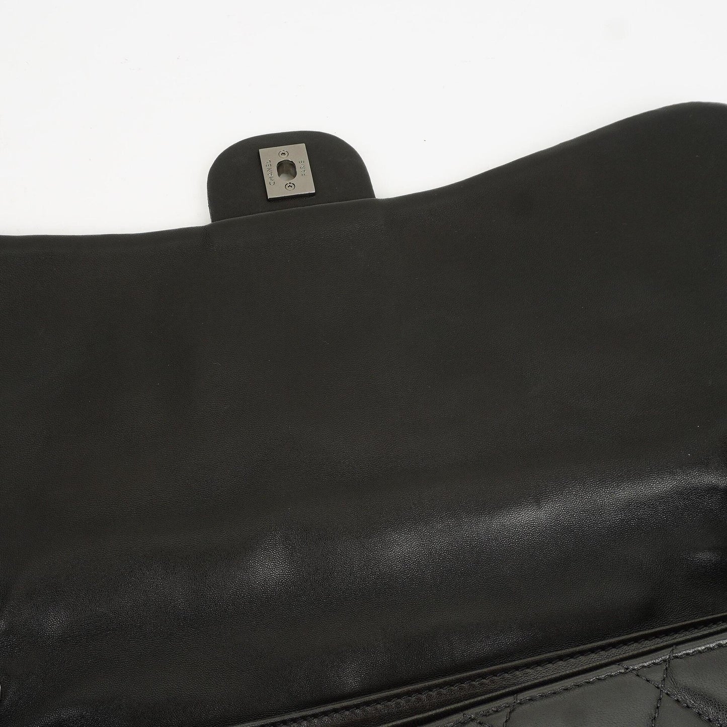 Chanel Maxi 3 Accordion Flap Tasche aus schwarzem gestepptem Lammleder