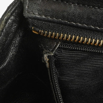 Chanel Schwarze Stepp-Lammleder Schultertasche