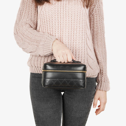 Chanel Timeless Kosmetiktasche Schwarz Lammleder Steppung