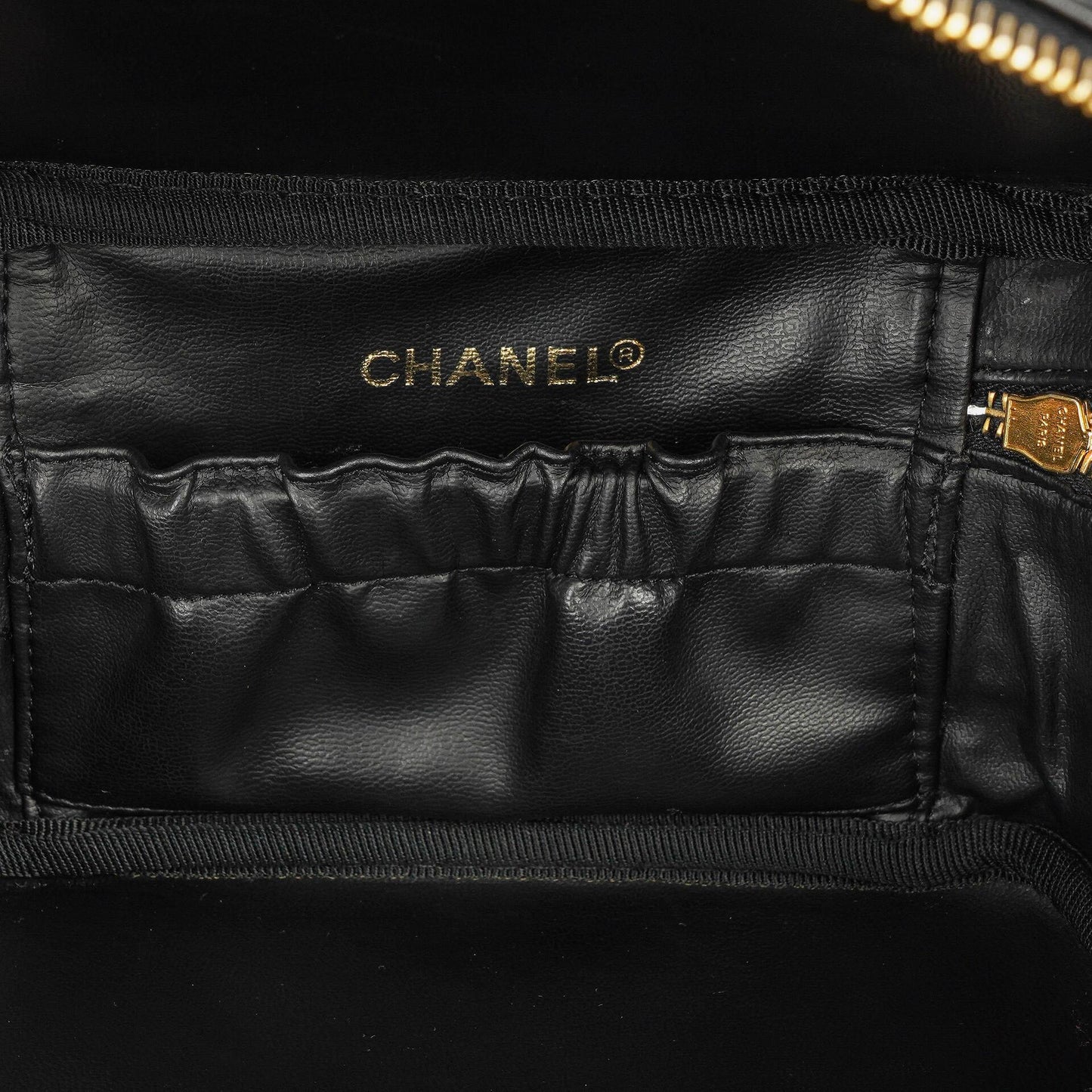 Chanel Timeless Kosmetiktasche Schwarz Lammleder Steppung