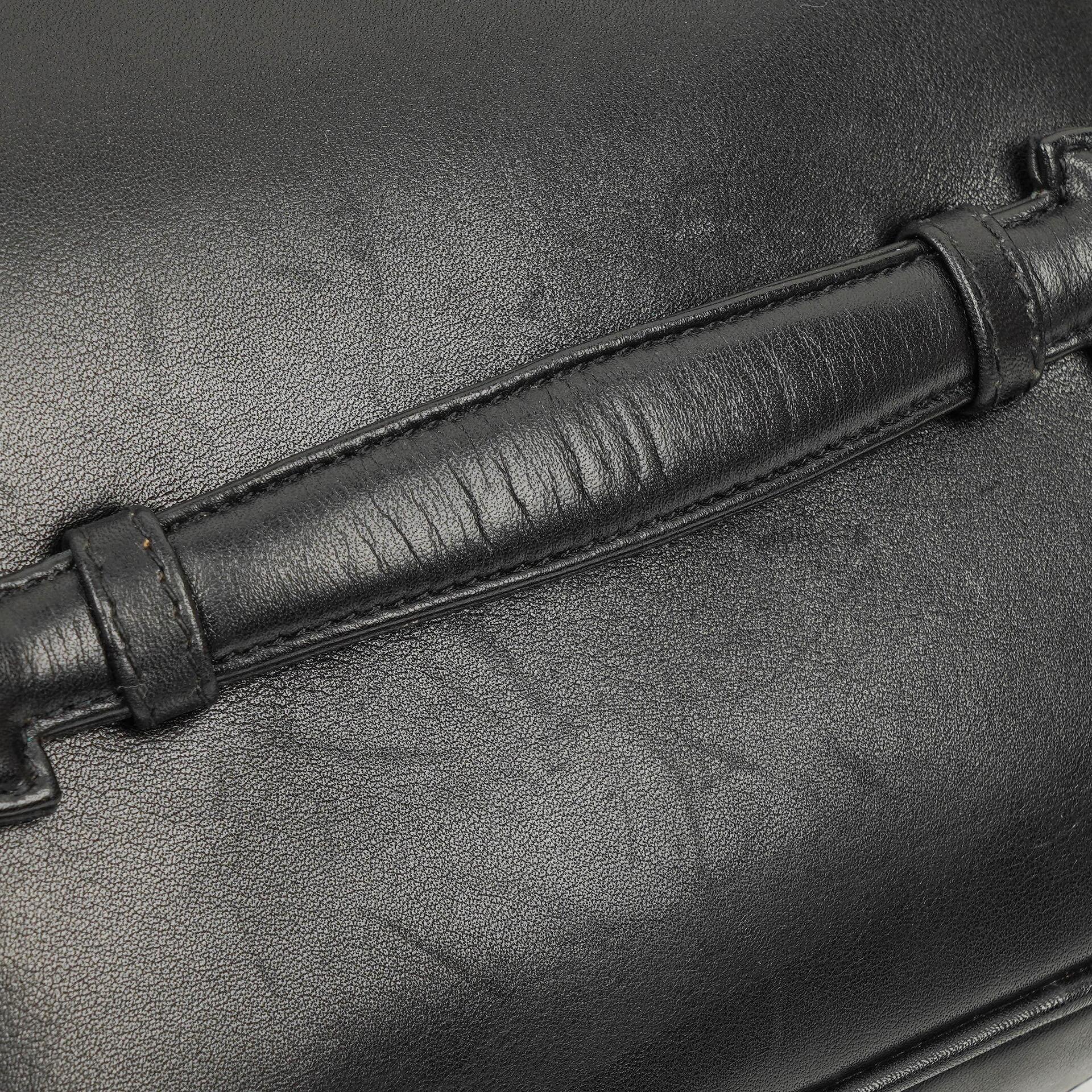 Chanel Timeless Kosmetiktasche Schwarz Lammleder Steppung