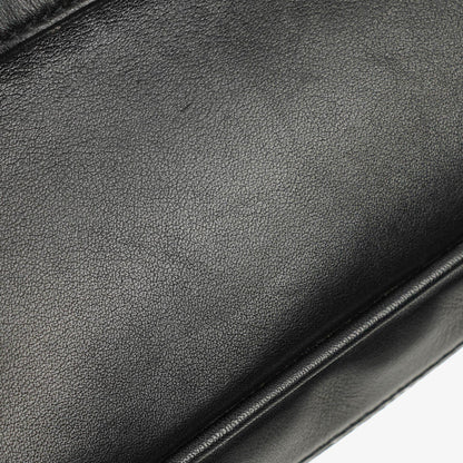 Chanel Timeless Kosmetiktasche Schwarz Lammleder Steppung