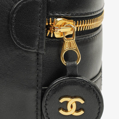 Chanel Timeless Kosmetiktasche Schwarz Lammleder Steppung