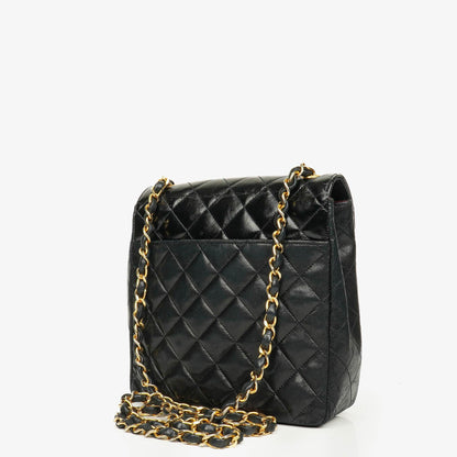 Chanel Square Single Flap Tasche aus schwarzem gestepptem Leder