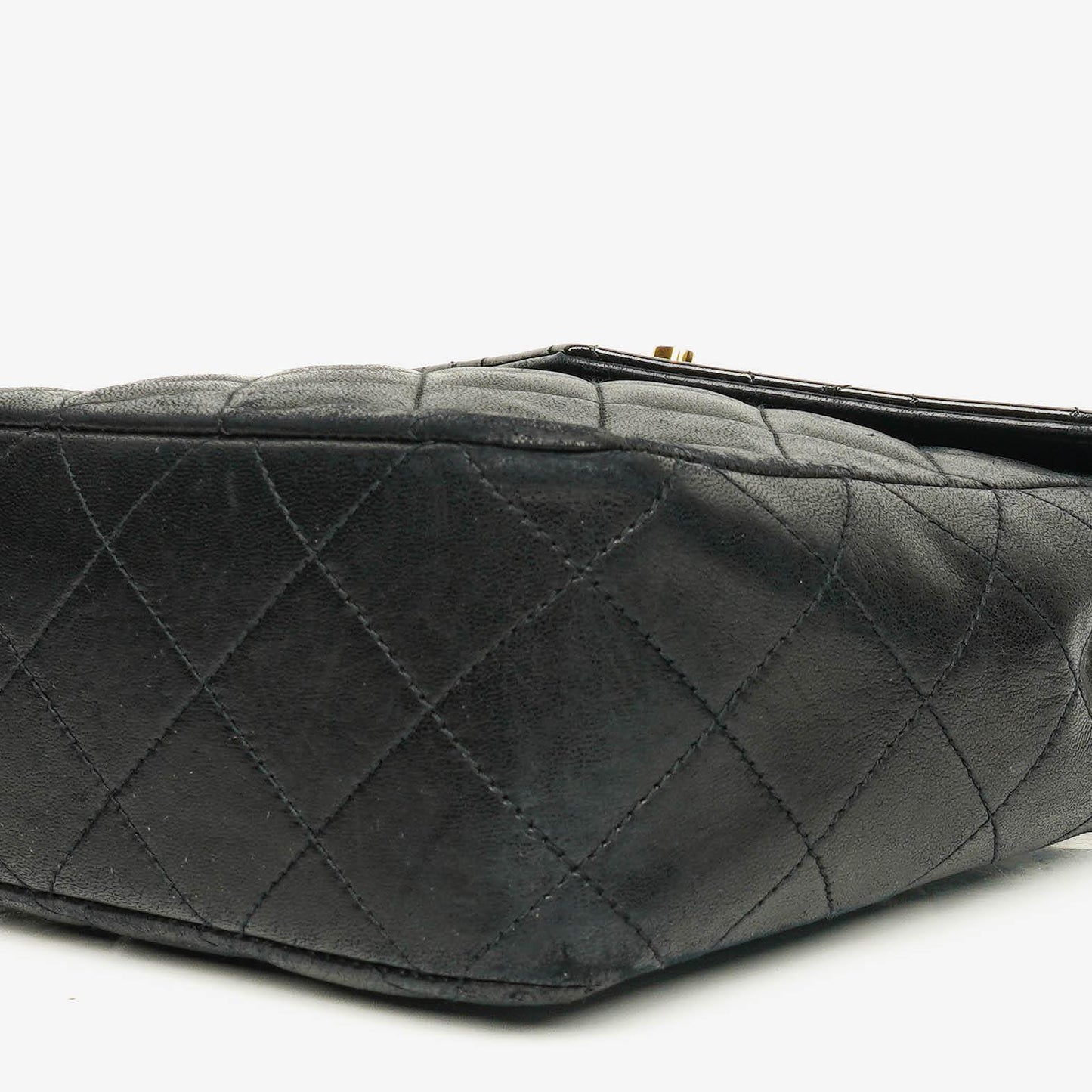 Chanel Square Single Flap Tasche aus schwarzem gestepptem Leder