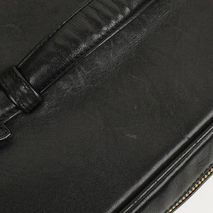 Chanel Vanity Case aus schwarzem gestepptem Leder
