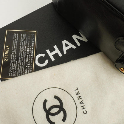 Chanel Vanity Case aus schwarzem gestepptem Leder