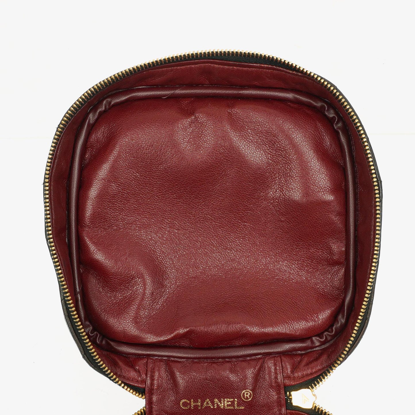 Chanel schwarzer gesteppter Kosmetikkoffer aus Leder