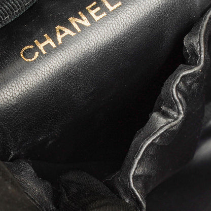 Chanel Kosmetikkoffer aus schwarzem gestepptem Leder