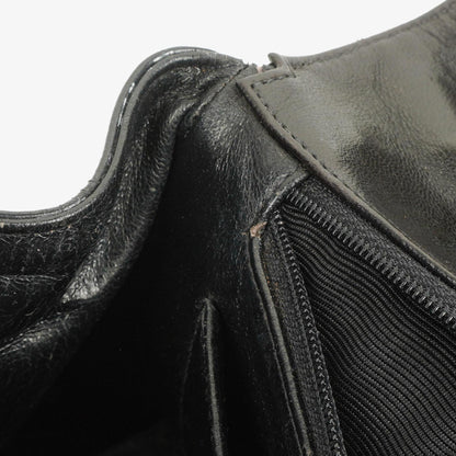 Chanel CC Flap Doppelketten-Tasche aus schwarzem gestepptem Patentleder