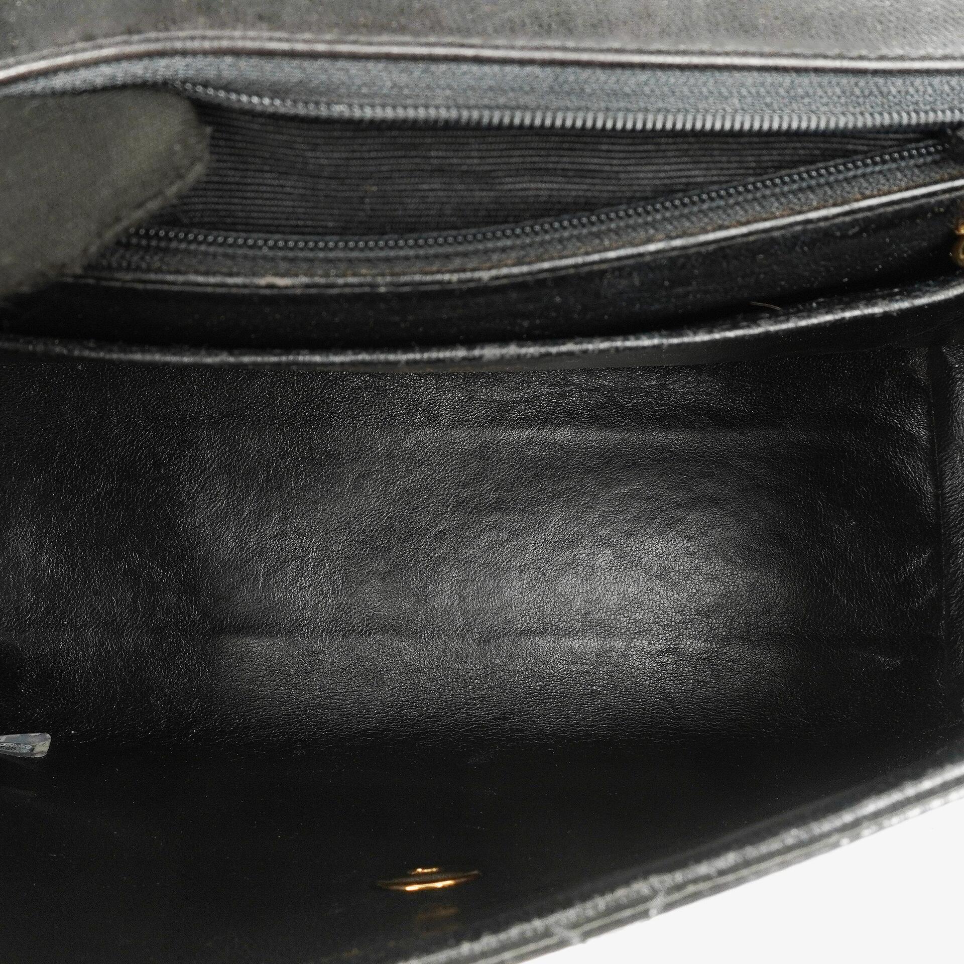 Chanel CC Flap Doppelketten-Tasche aus schwarzem gestepptem Patentleder