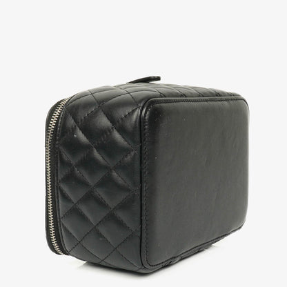 Chanel Vanity Case in Schwarz mit Steppung