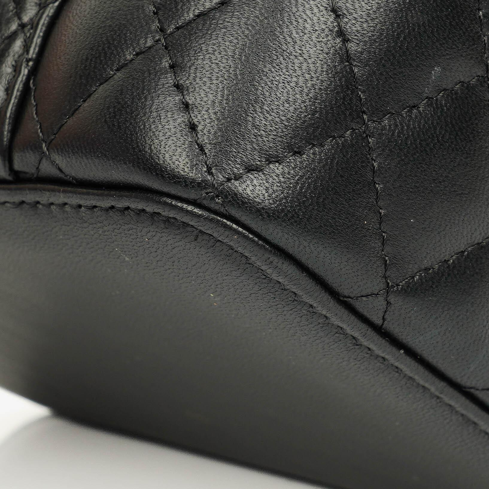 Chanel Vanity Case in Schwarz mit Steppung