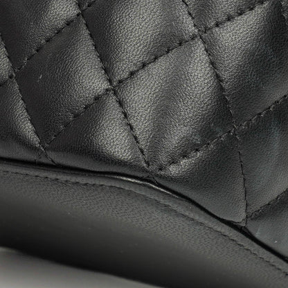 Chanel Vanity Case in Schwarz mit Steppung