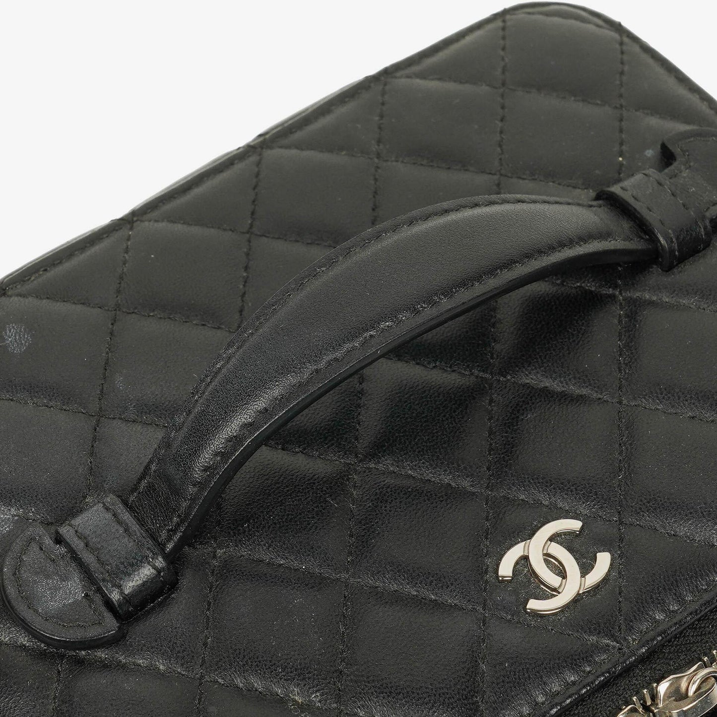 Chanel Vanity Case in Schwarz mit Steppung