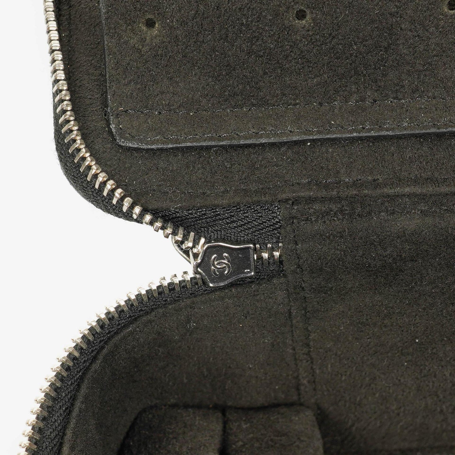 Chanel Vanity Case in Schwarz mit Steppung
