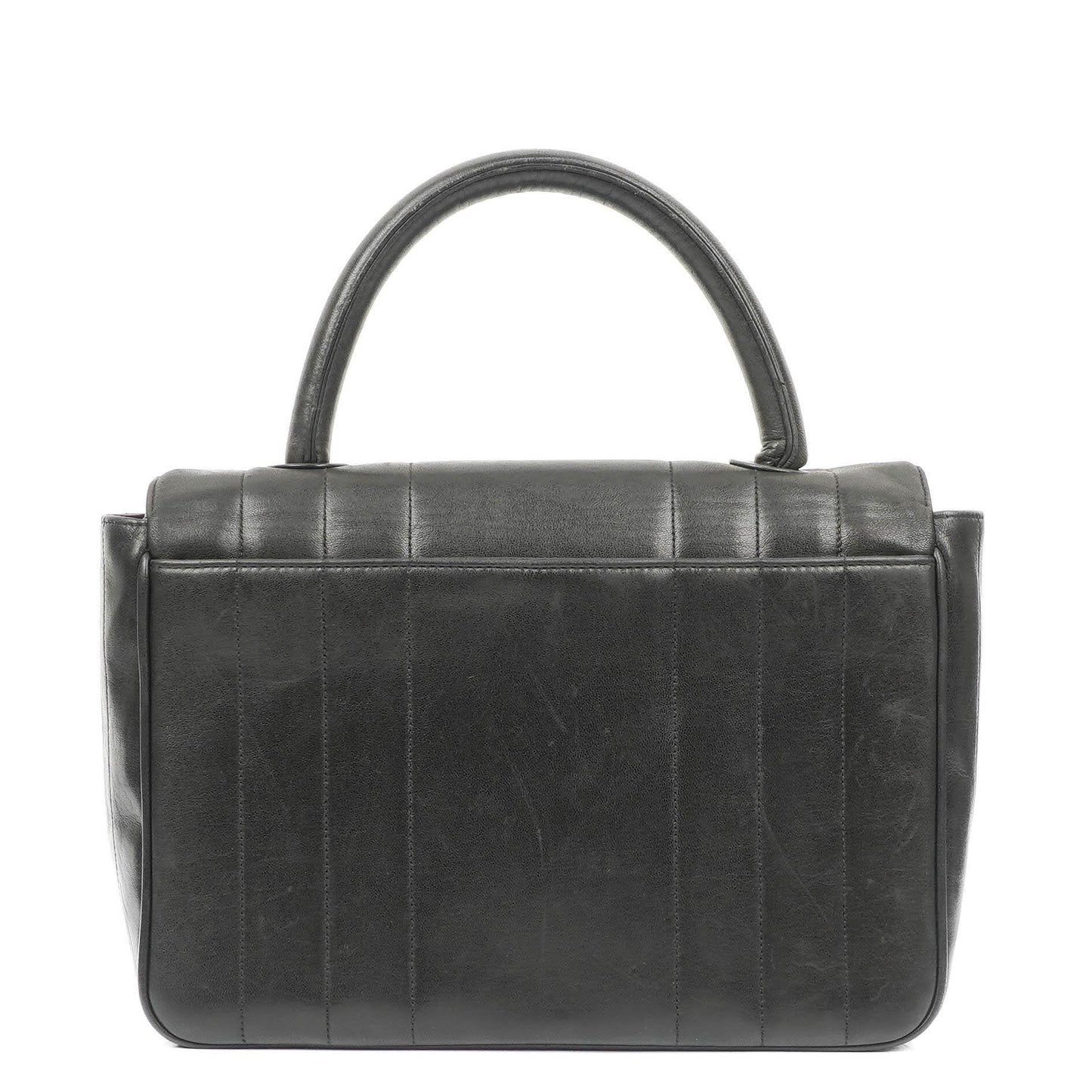 Chanel Kelly Flap Tasche aus schwarzem vertikal gestepptem Lammleder