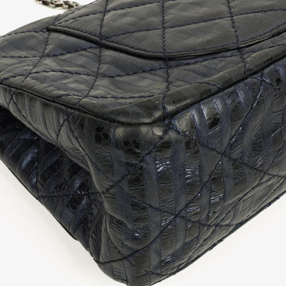 Chanel 2.55 Reissue 227 Jumbo Flap Tasche in Blau Metallic gestreiftem gestepptem Kalbsleder