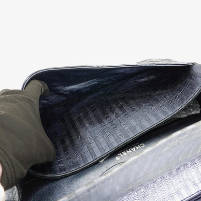 Chanel 2.55 Reissue 227 Jumbo Flap Tasche in Blau Metallic gestreiftem gestepptem Kalbsleder