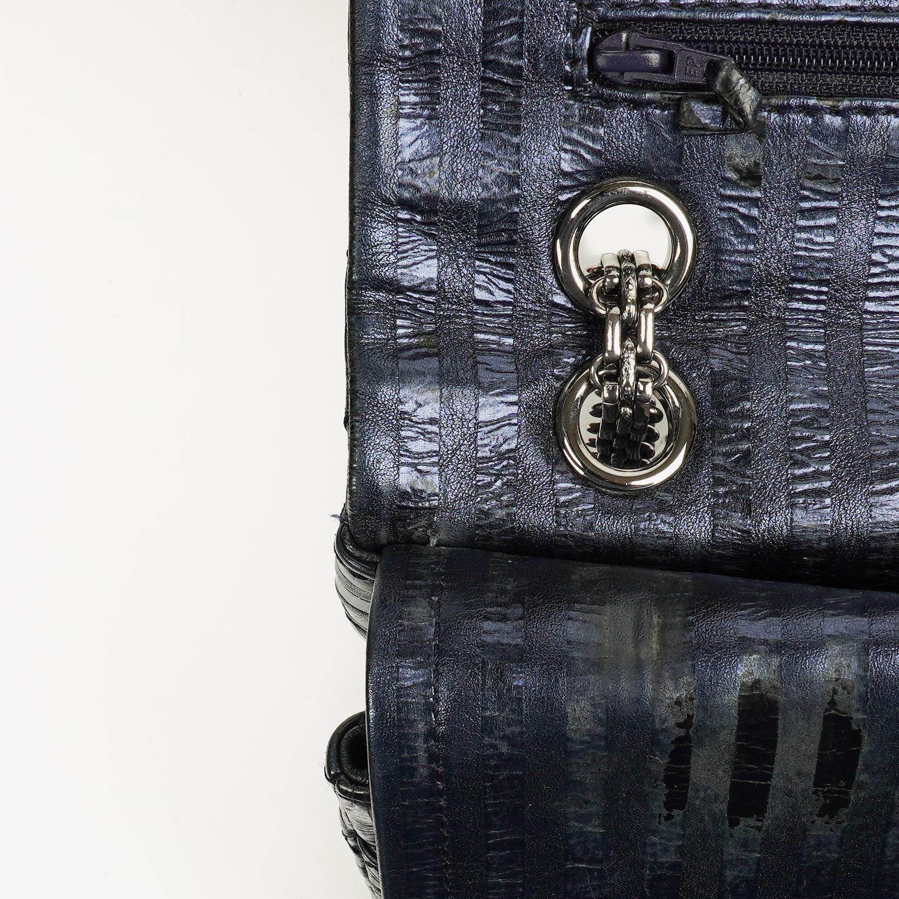 Chanel 2.55 Reissue 227 Jumbo Flap Tasche in Blau Metallic gestreiftem gestepptem Kalbsleder