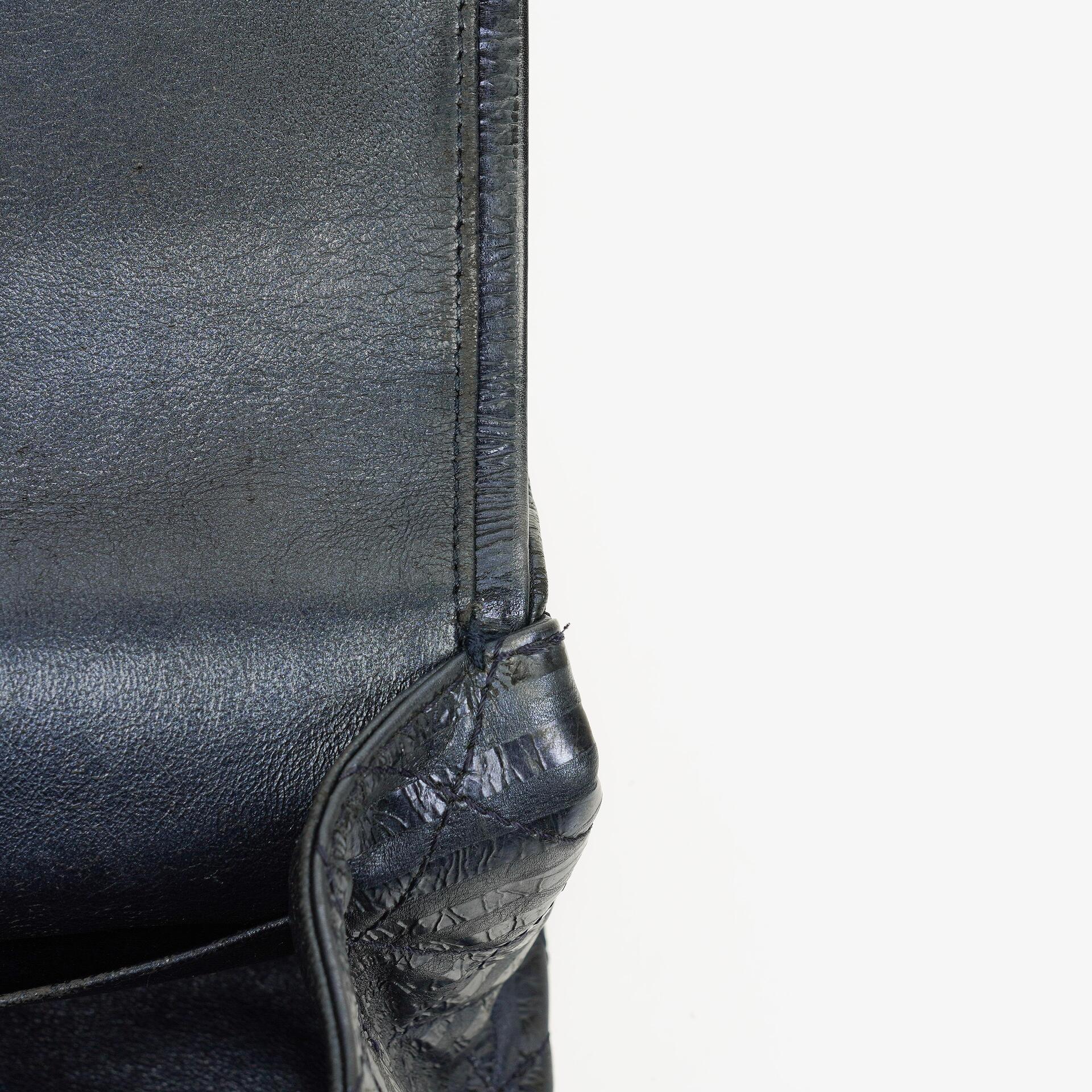 Chanel 2.55 Reissue 227 Jumbo Flap Tasche in Blau Metallic gestreiftem gestepptem Kalbsleder