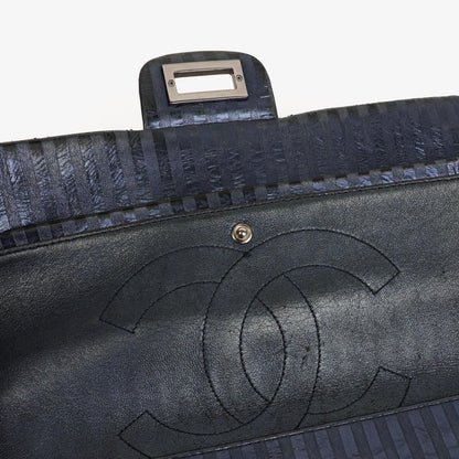 Chanel 2.55 Reissue 227 Jumbo Flap Tasche in Blau Metallic gestreiftem gestepptem Kalbsleder