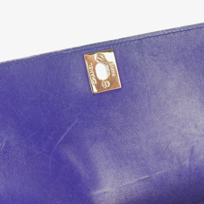 Chanel Blue Steppierte Lackleder Lange Flap-Tasche