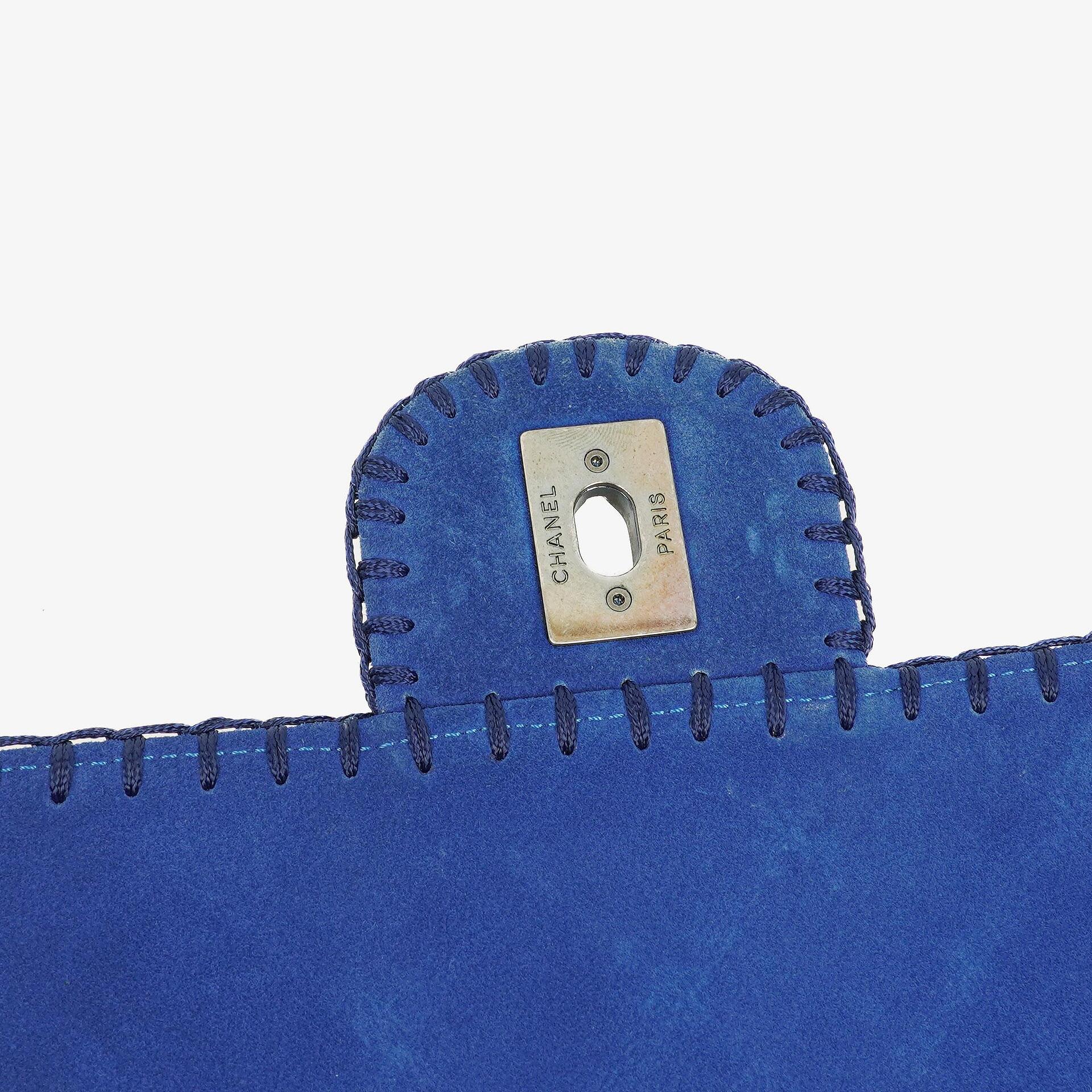 Chanel Large Flap Tasche aus blauem gestepptem Wildleder mit Whipstitch