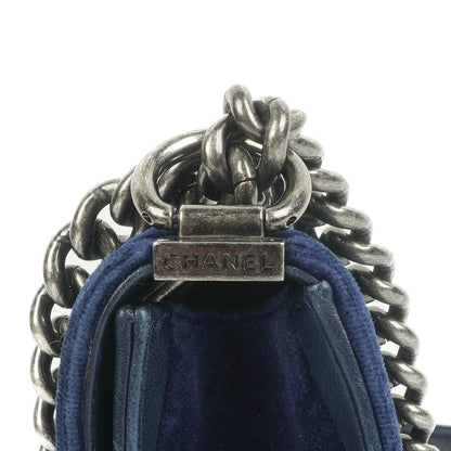 Chanel kleine Boy Flap Tasche aus blauem Samt mit Ruthenium-Hardware