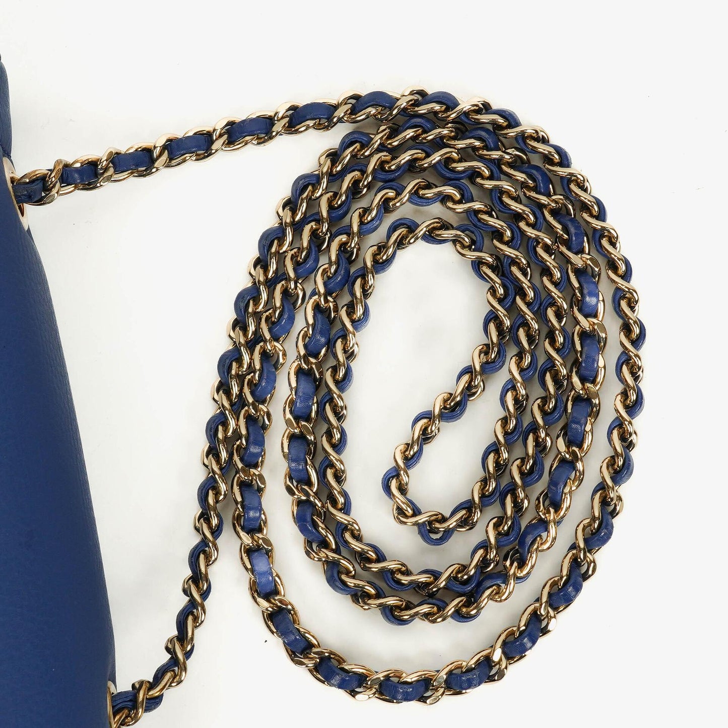 Chanel kleine Envelope Flap-Tasche aus blauem Chevron-Leder