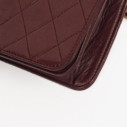 Chanel Mini Classic WOC Full Flap Geldbörse mit Kette aus gestepptem bordeauxfarbenem Lammleder mit 24K vergoldeter Hardware