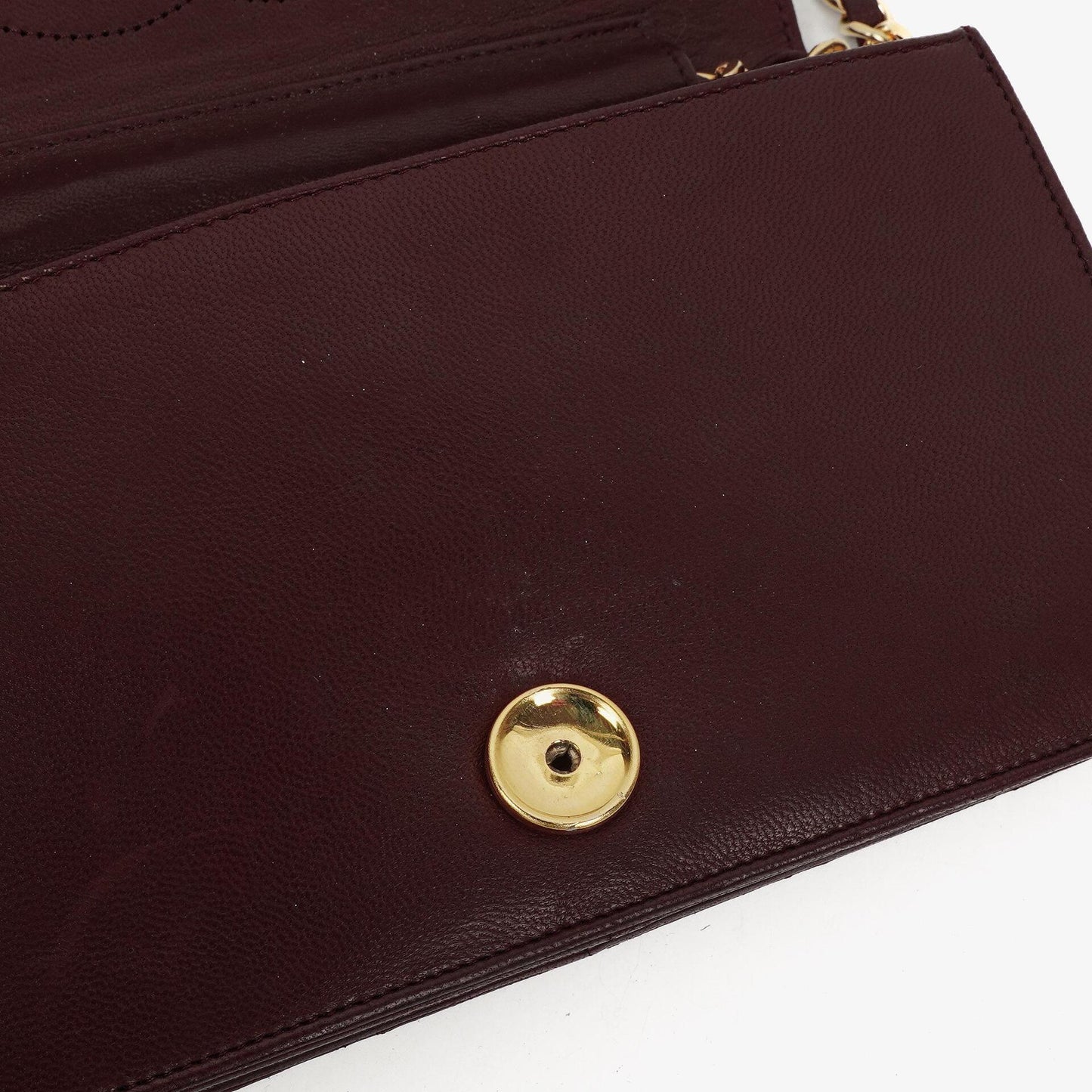 Chanel Mini Classic WOC Full Flap Geldbörse mit Kette aus gestepptem bordeauxfarbenem Lammleder mit 24K vergoldeter Hardware