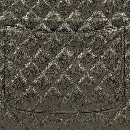 Chanel Boy Kosmetiktasche Groß Metallic Kaviar Steppung