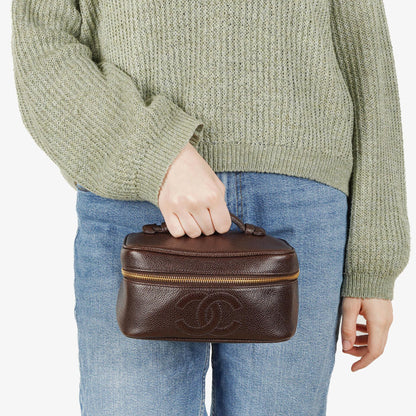 Chanel Braun Caviar Gestepptes Leder Timeless Kosmetiktasche