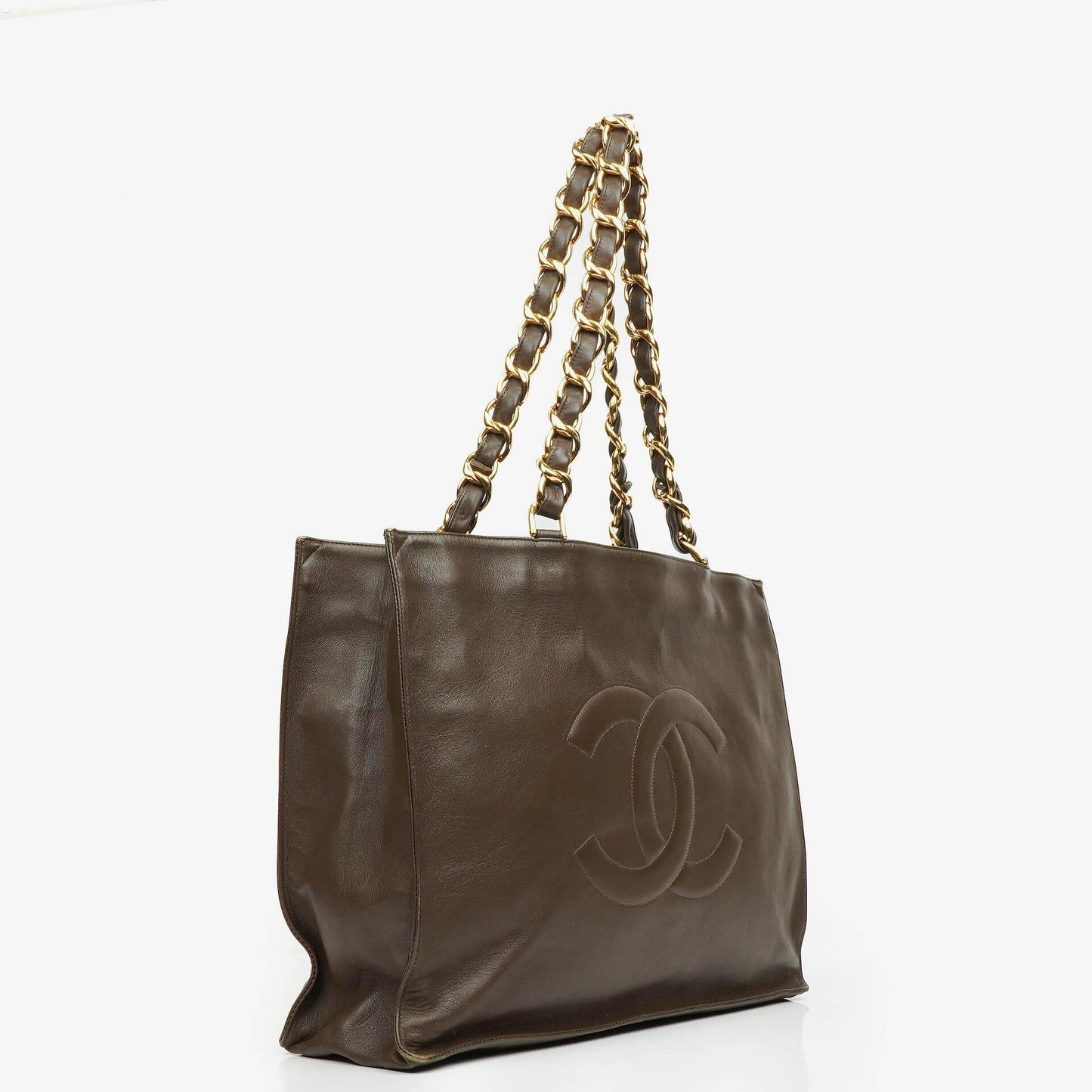 Chanel Tote Bag aus braunem Leder mit CC-Logo und Kette