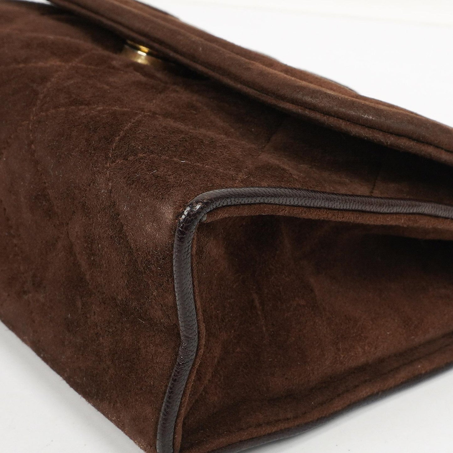 Chanel Braune Gestepptes Wildleder Quaste Klappentasche, 1989-1991