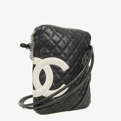 Chanel Cambon Medium Messenger Tasche aus schwarzem gestepptem Leder