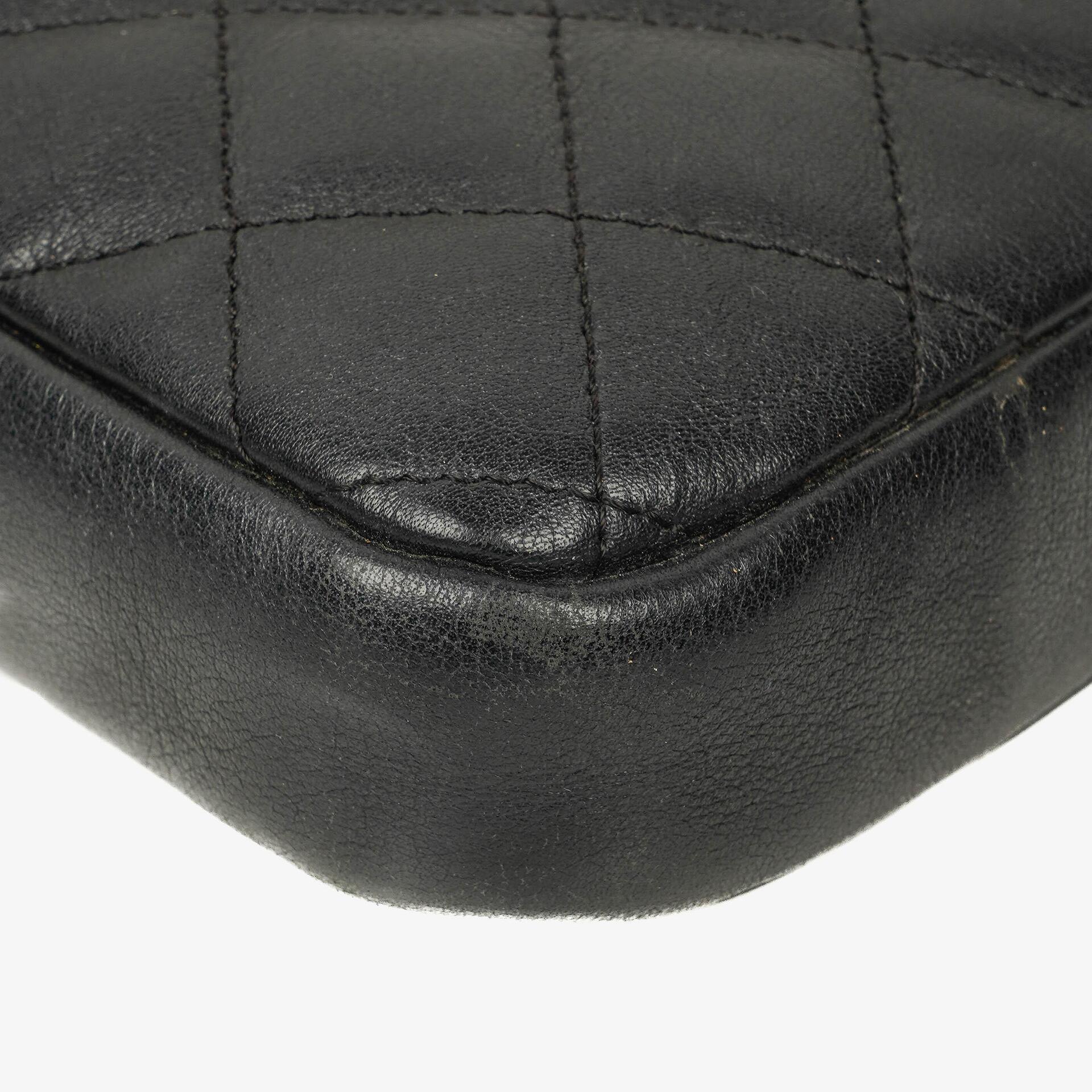 Chanel Cambon Medium Messenger Tasche aus schwarzem gestepptem Leder
