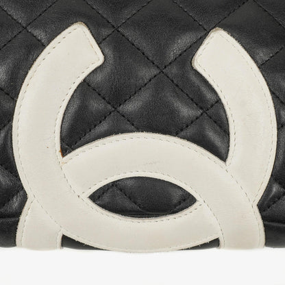 Chanel Cambon Medium Messenger Tasche aus schwarzem gestepptem Leder