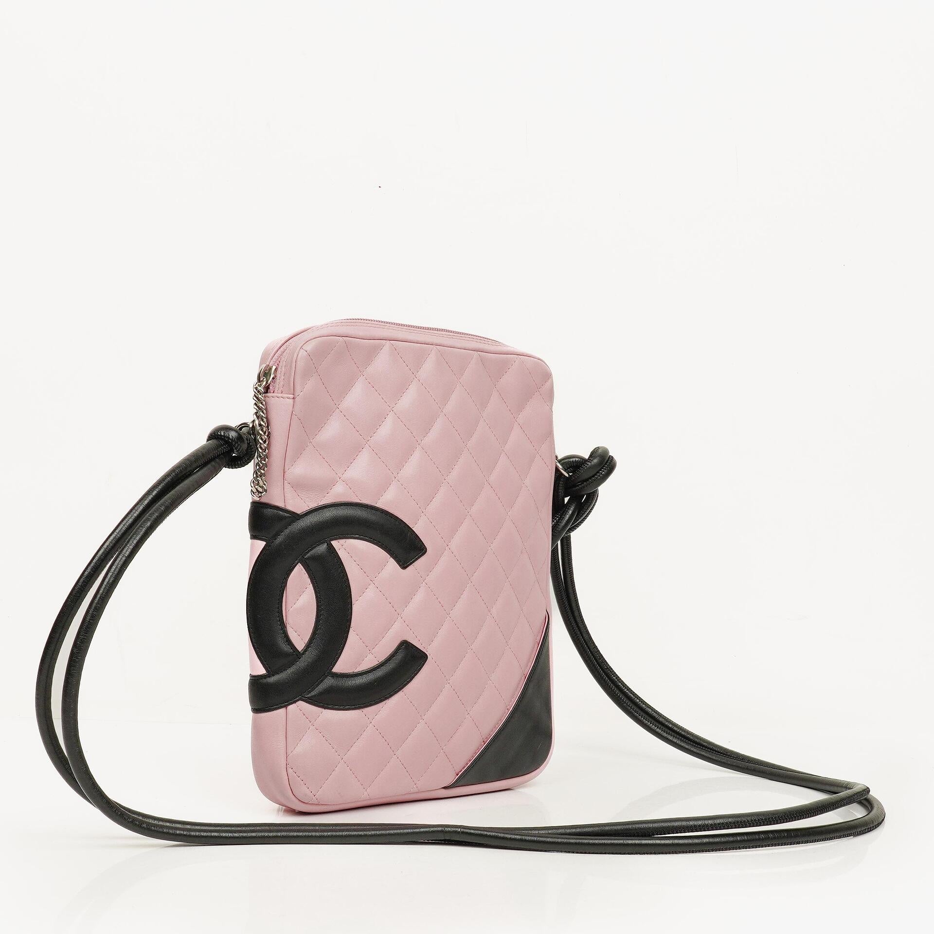 Chanel Cambon mittelgroße Messenger-Tasche aus rosa gestepptem Leder