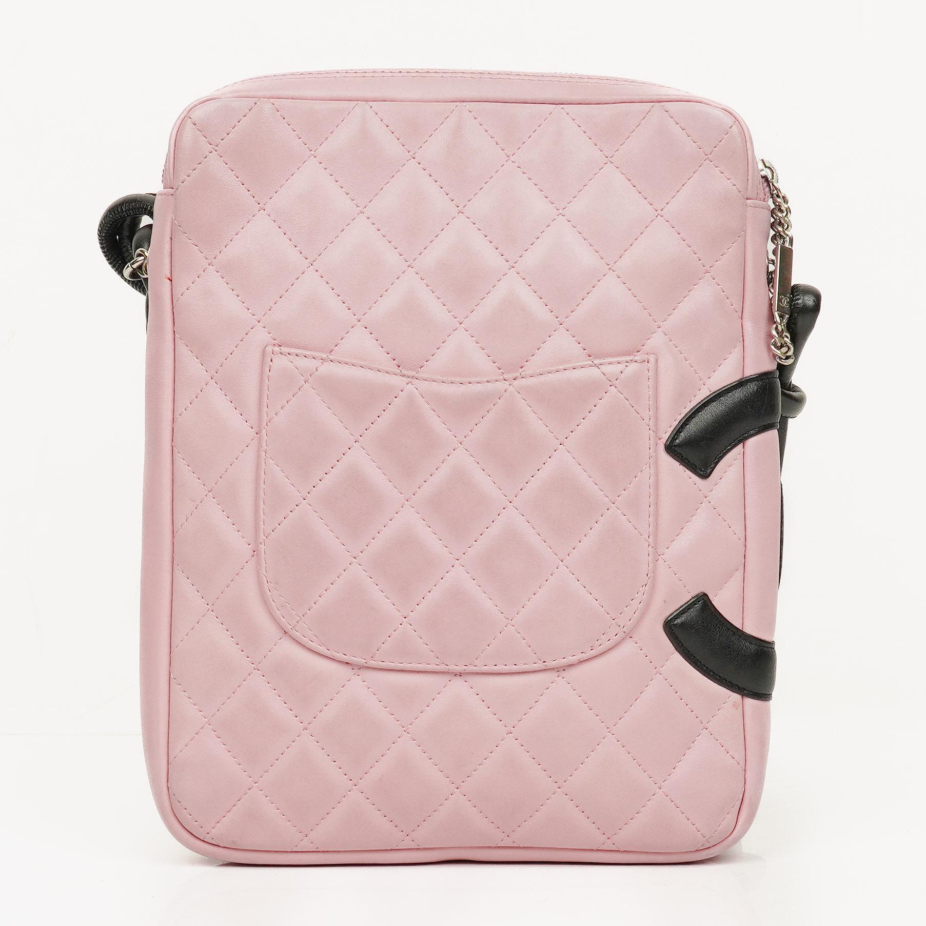 Chanel Cambon mittelgroße Messenger-Tasche aus rosa gestepptem Leder