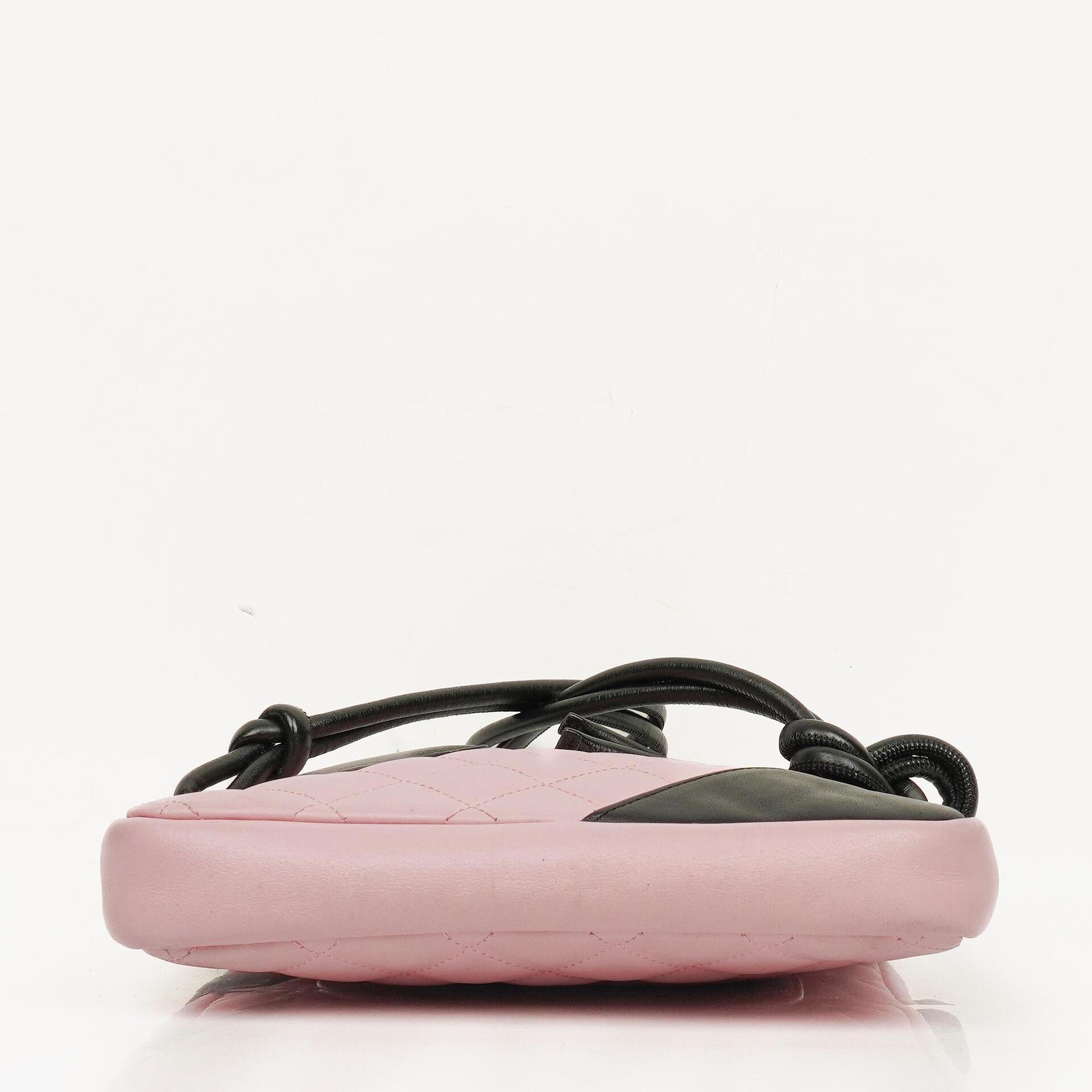 Chanel Cambon mittelgroße Messenger-Tasche aus rosa gestepptem Leder