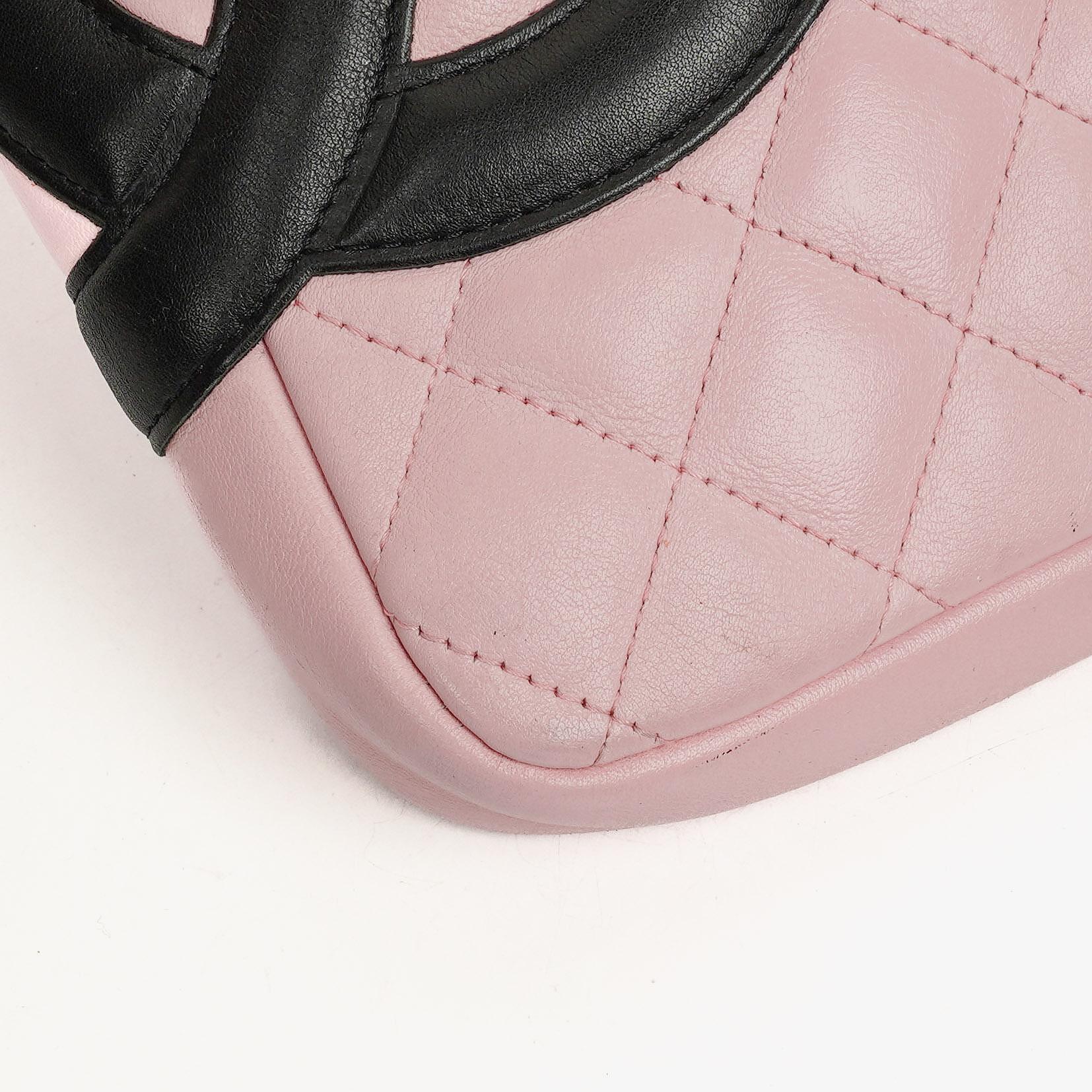 Chanel Cambon mittelgroße Messenger-Tasche aus rosa gestepptem Leder